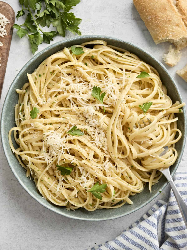 Traditional Fettuccine Alfredo