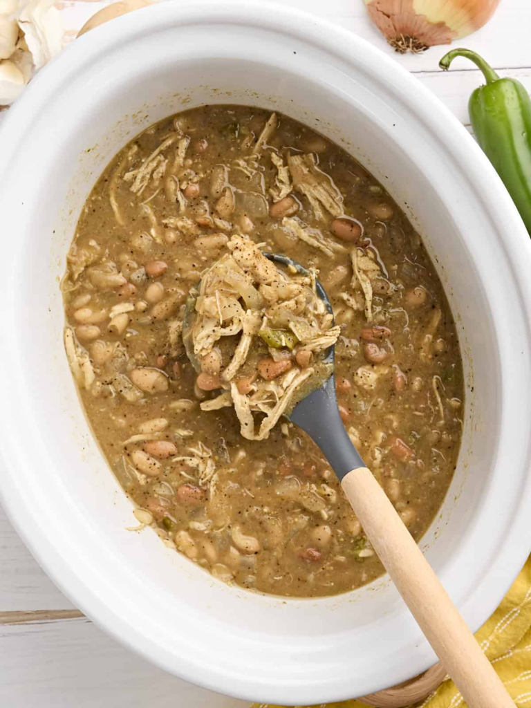 Slow Cooker White Chicken Chili